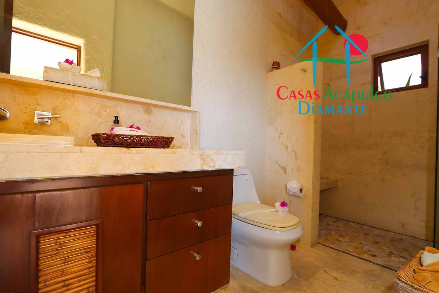 Puerta del sol - Sala de televisión 6